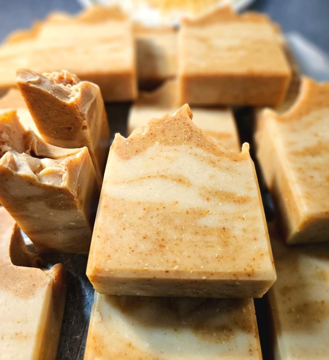 |Orange Chili Pepper| Soap Bar with Goats Milk + Shorea Butter + Goats Milk + Oats + Turmeric